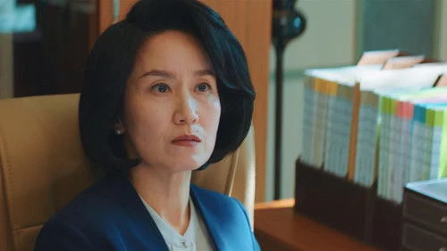 Undercover Miss Hong (2026) คุณฮงยอดสายลับ ตอนที่ 13